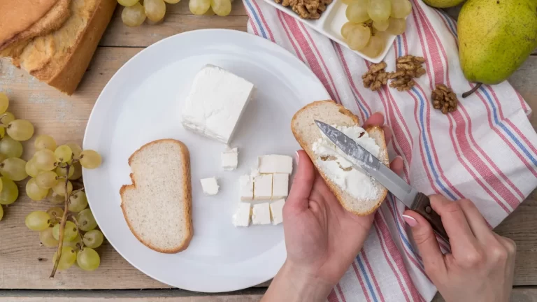 Dürfen Schwangere Fetakäse essen?